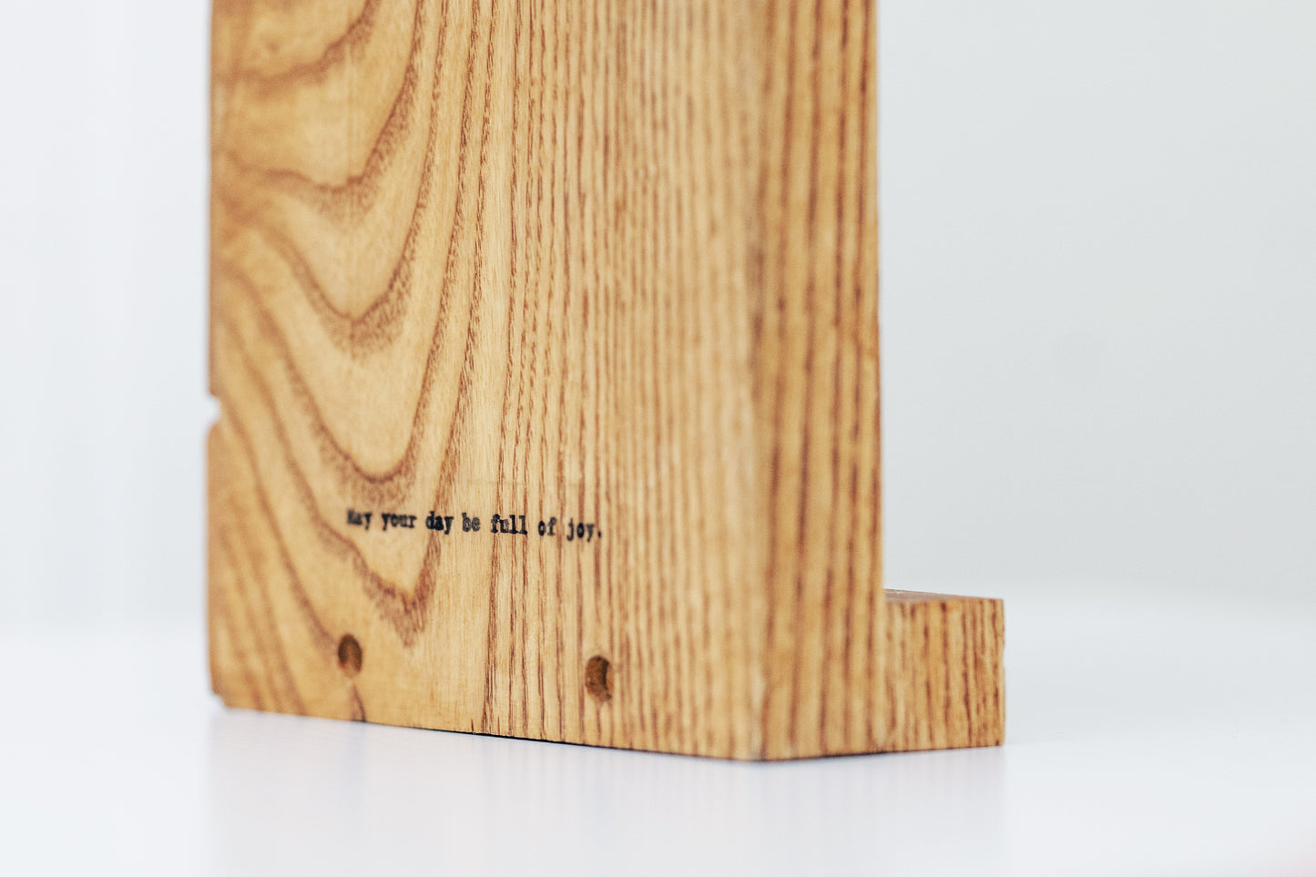 Wood Stand (Can engrave an english name for free)