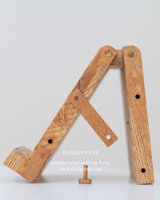 Wood Stand (Can engrave an english name for free)
